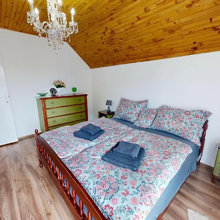 Alomhaz Appartement *