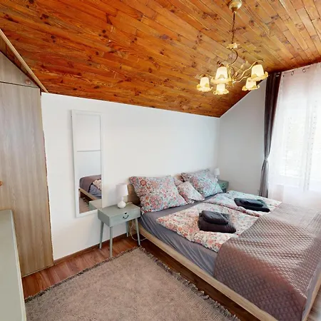 Alomhaz Appartement Balatonszabadi Fürdőtelep