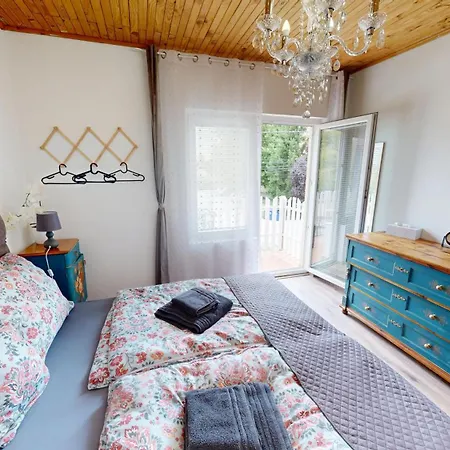 Appartement Alomhaz *